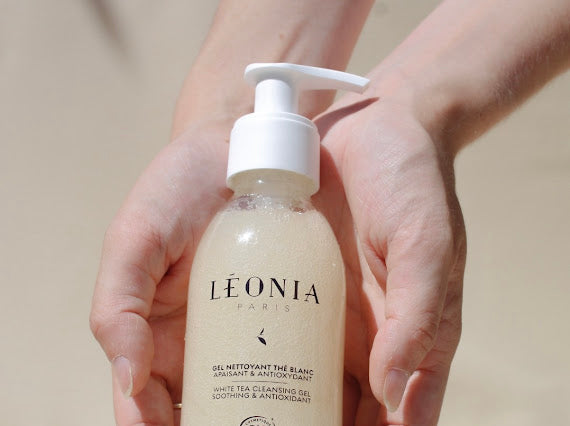 White Tea Gel Cleanser GEL NETTOYANT THÉ BLANC