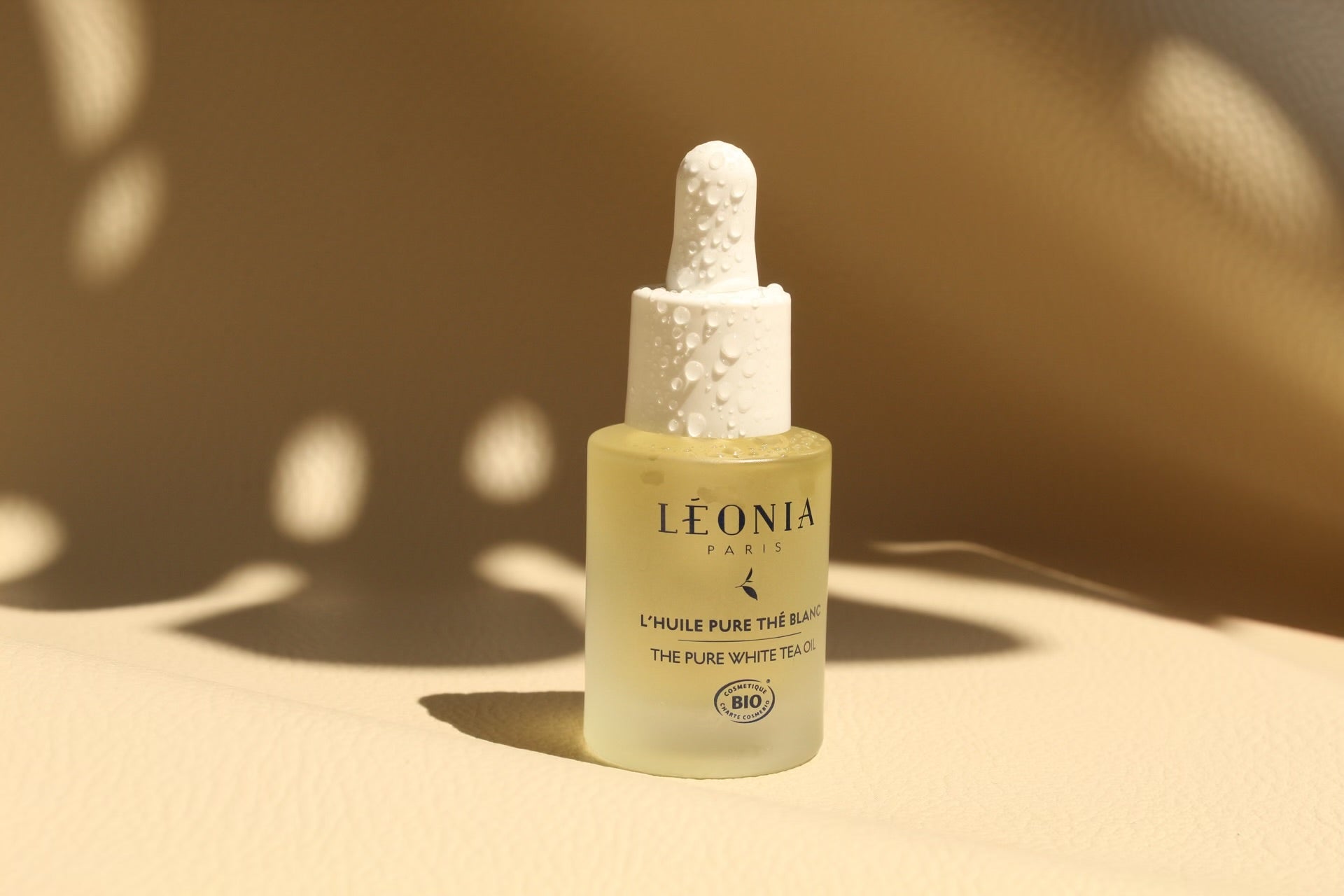 The Pure White Tea Oil L&