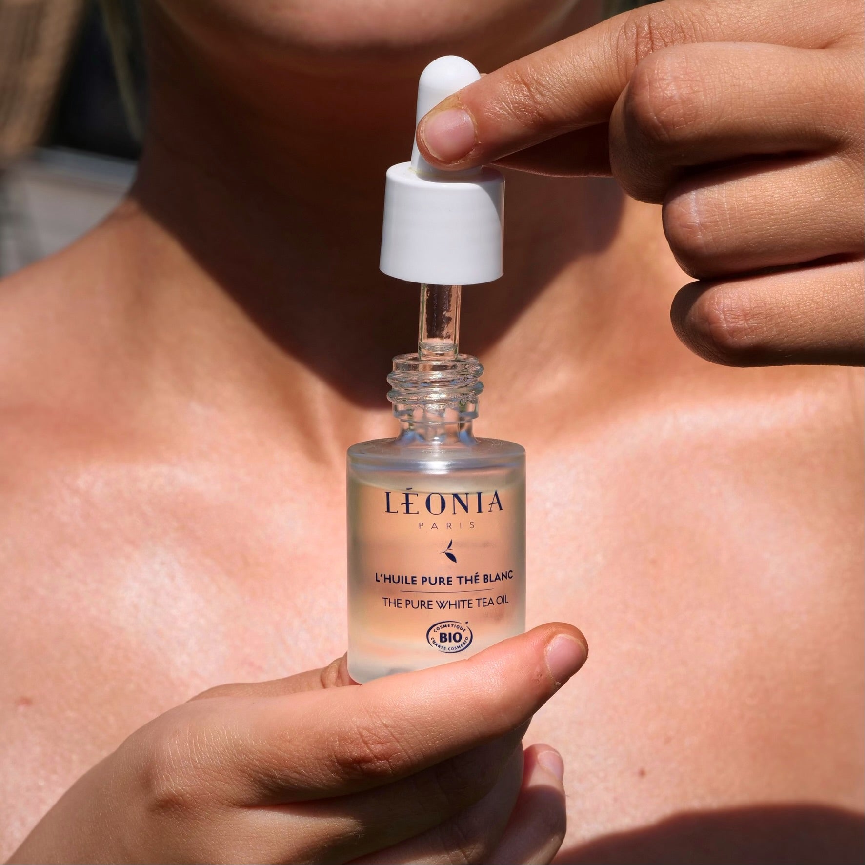 The Pure White Tea Oil L&