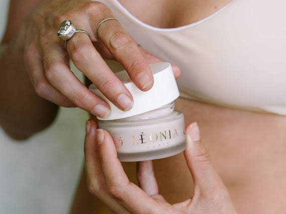 White Tea Rich Cream    CRÈME RICHE THÉ BLANC