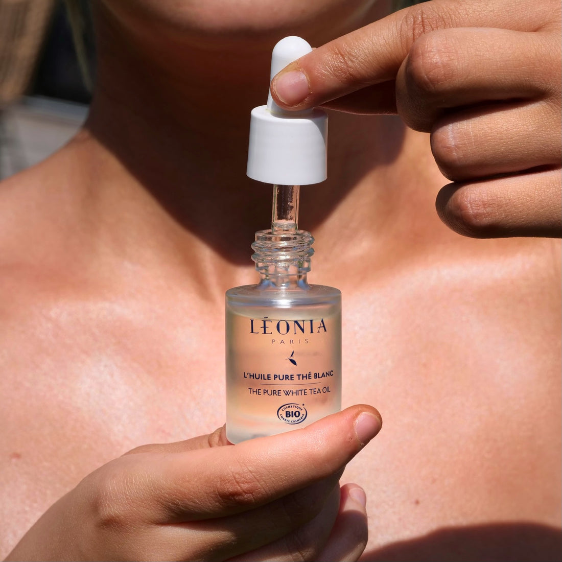 The Pure White Tea Oil   L&