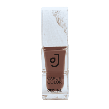Nail Lacquer in Cafe